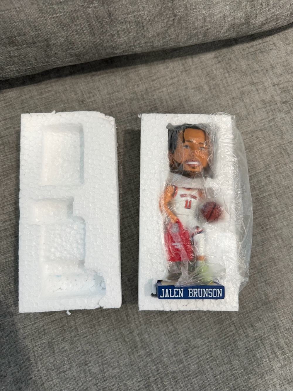 Jalen Brunson Bobblehead Figure - Knicks / DoorDash - Picture 6 of 8
